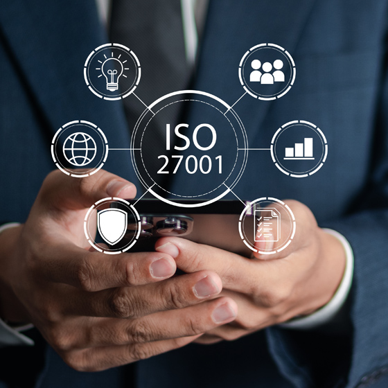 ISO 27001 &mdash; ISMS Management auf einem Smartphone